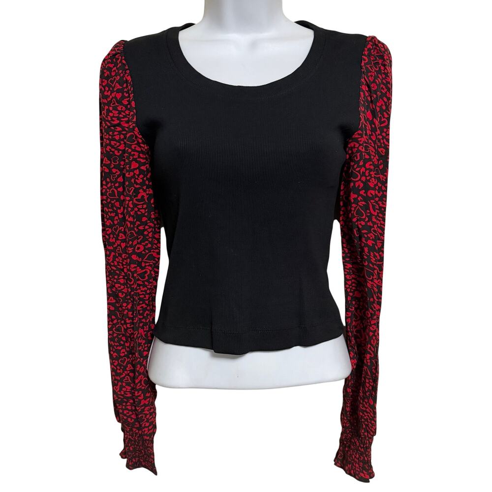 NWT! DKNY Jeans Ribbed With Heart Sleeve Blouse Womens Size XXS